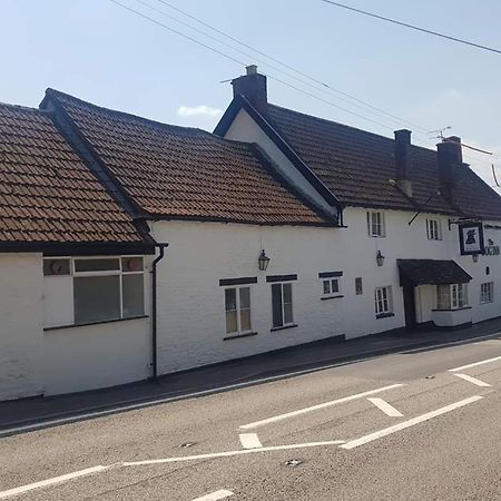 The Dog Inn Old Sodbury エクステリア 写真